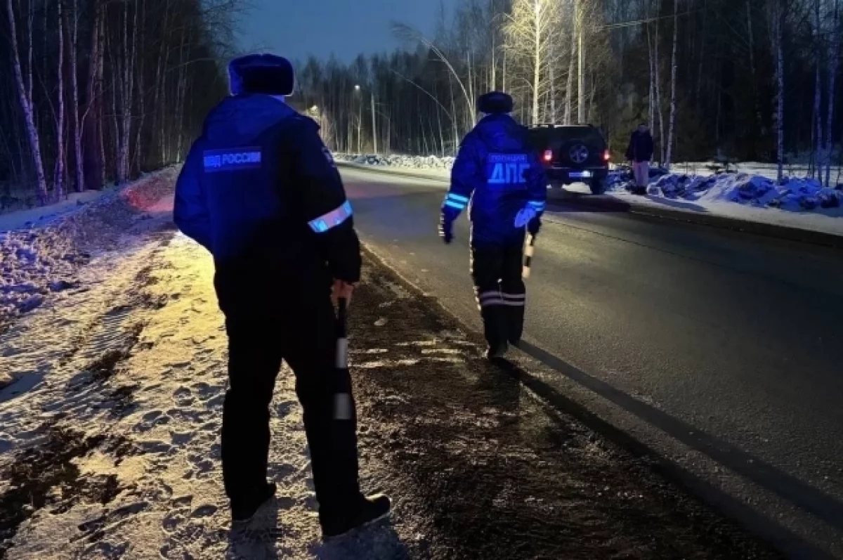 Почти две сотни водителей нарушили правила дорожного движения на Урале-0