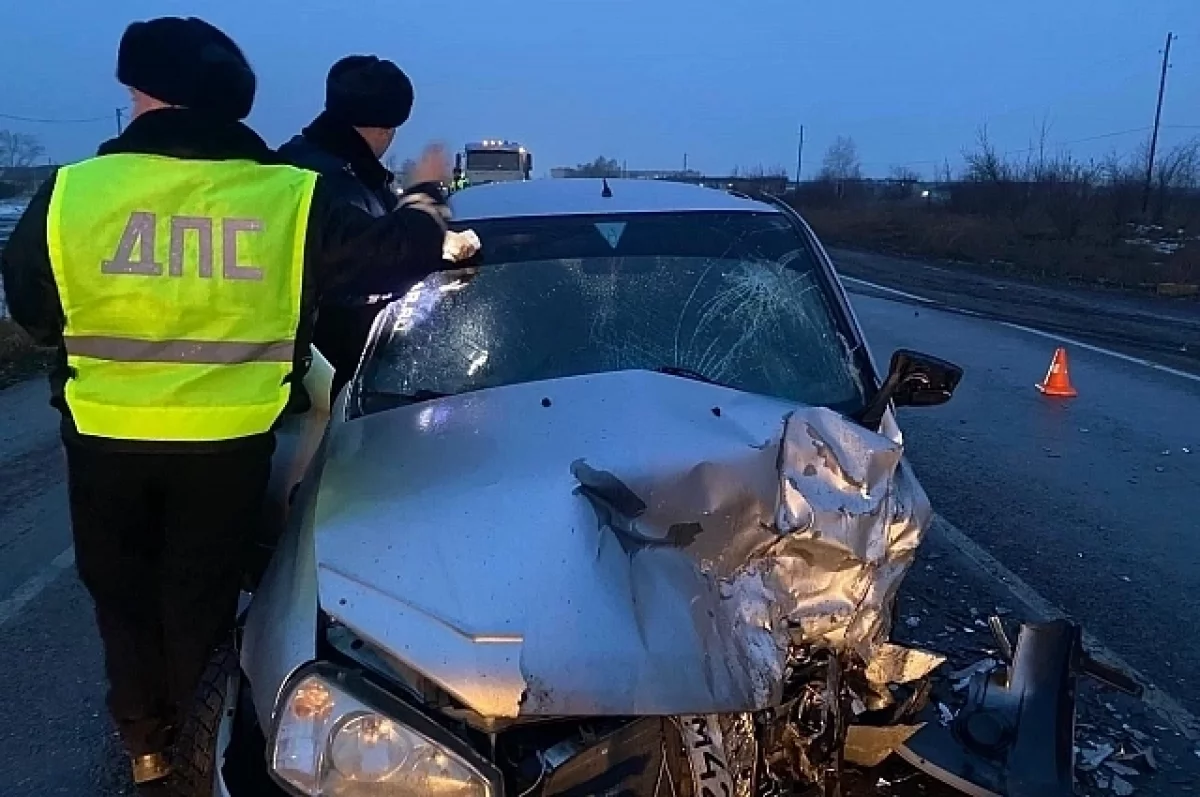 Свердловская ГИБДД оперативно расследует ДТП с LADA в Каменске-Уральском-0