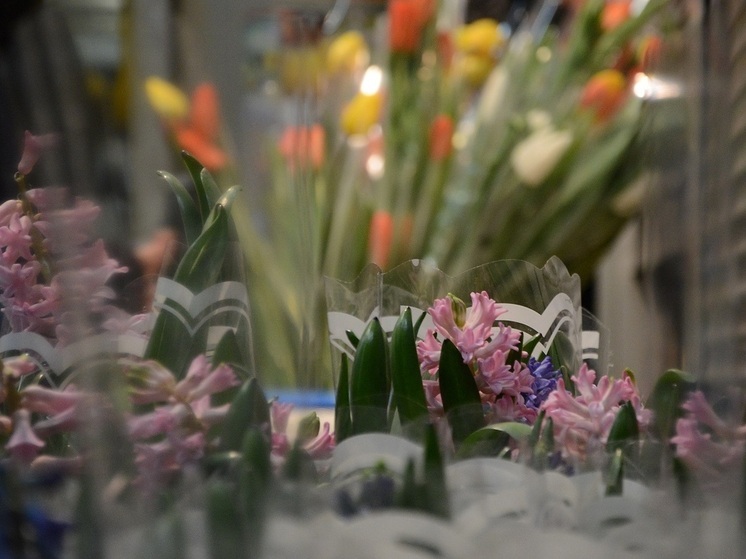 Жительница Екатеринбурга взыскала с бывшего 300 тысяч за навязчивые ухаживания