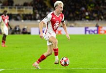 Ади Хюттер поддерживает Александра Головина перед матчем с Гавром adi hyutter podderzhivaet aleksandra golovina pered matchem s gavrom-ekaterinburgu-ru-174557812600-0