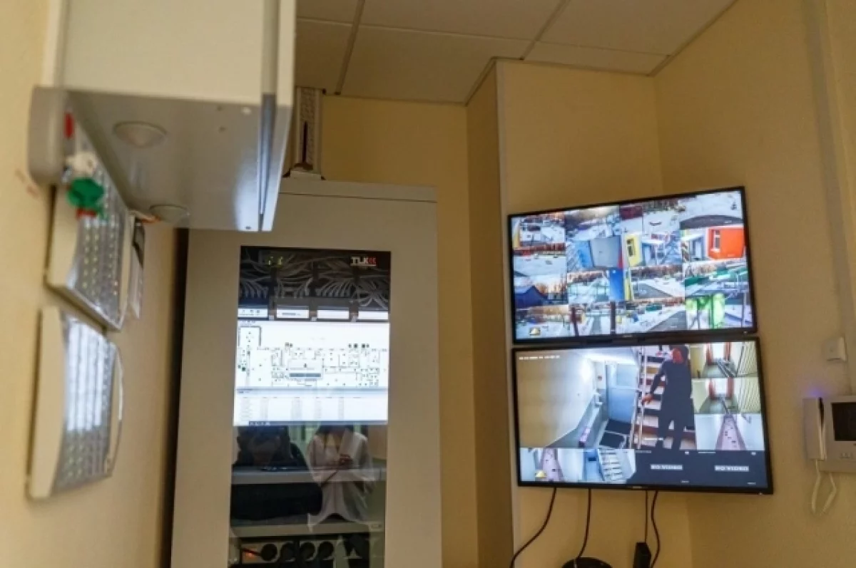 Алексей Телегин о новых мерах безопасности в школах Екатеринбурга-0