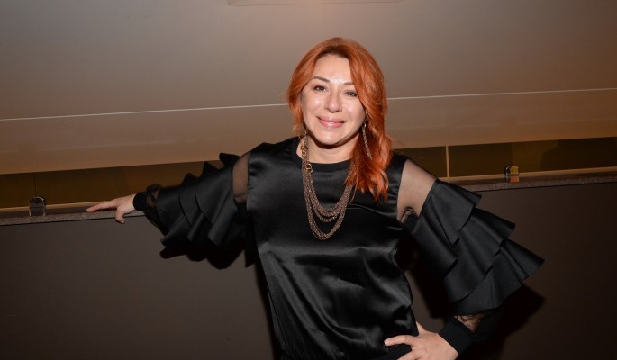 "Уеду": повернувшуюся задом к Родине шепелявую Апину выставили на посмешище