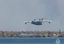 be200chs i mi8 pribyli v kurganskuyu oblast dlya usileniya pozharnoj bezopasnosti-ekaterinburgu-ru-174434189600-0