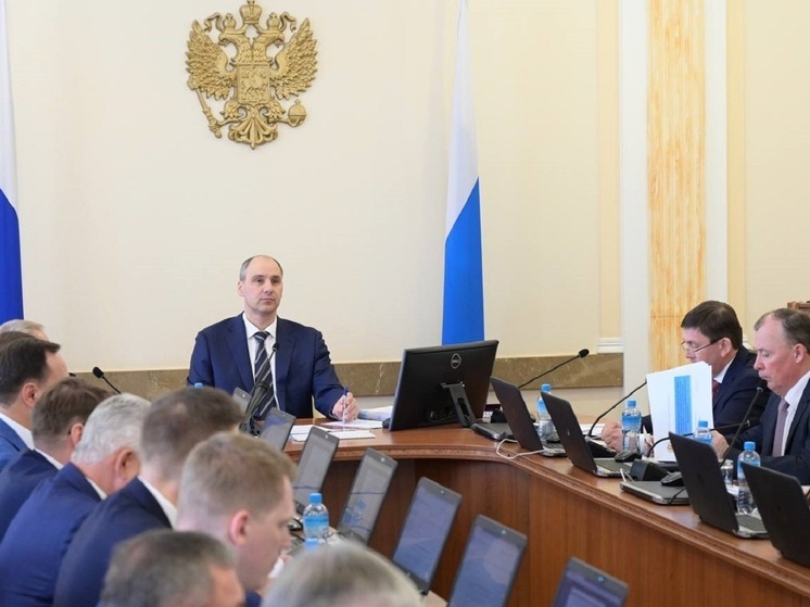 Глав свердловских муниципалитетов обязали быть на заседаниях правительства