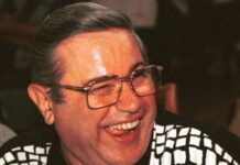 Евгений Петросян - путь к славе через юмор Аркадия Райкина и коллаборации с Задорновым evgenij petrosyan put k slave cherez yumor arkadiya rajkina i kollaboraczii s zadornovym-ekaterinburgu-ru-174490610400-0