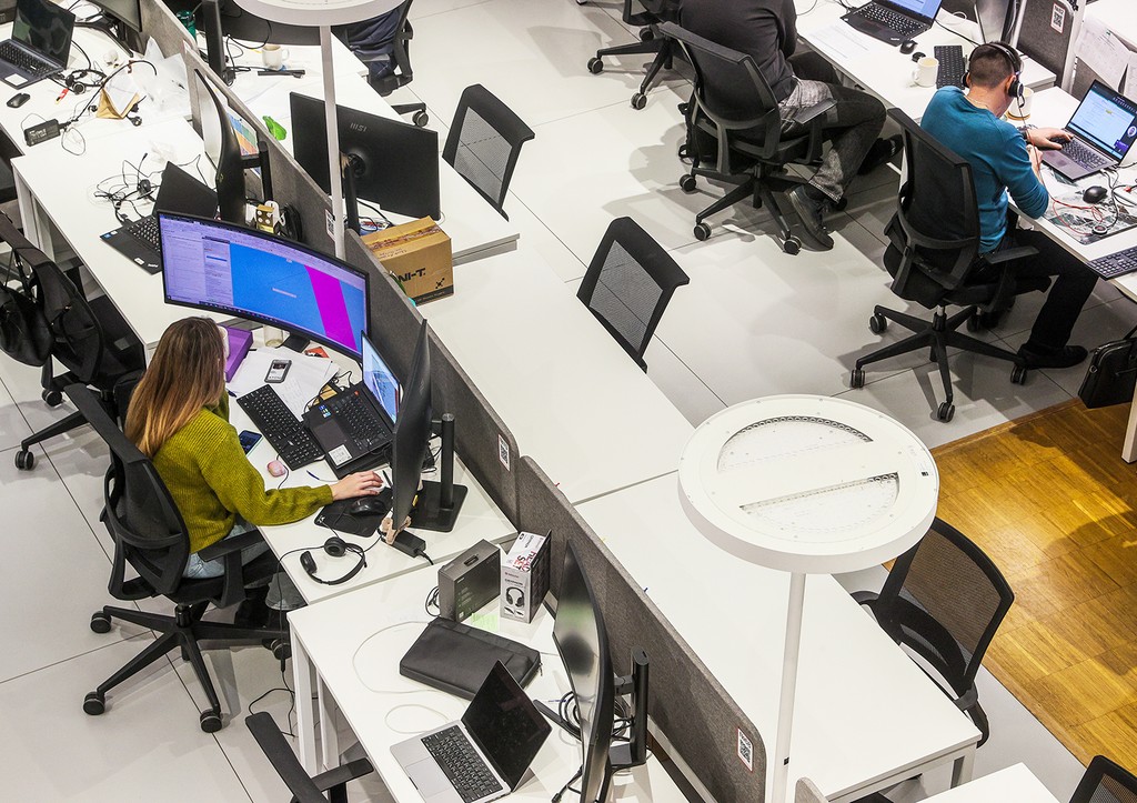 Россиянам напомнили о двух трехдневных рабочих неделях