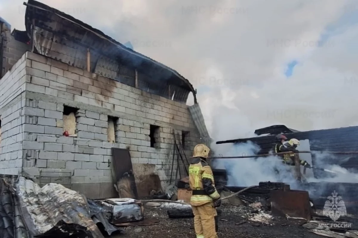 ГУ МЧС Свердловской области ликвидировал 27 возгораний за сутки в Екатеринбурге и районах-0