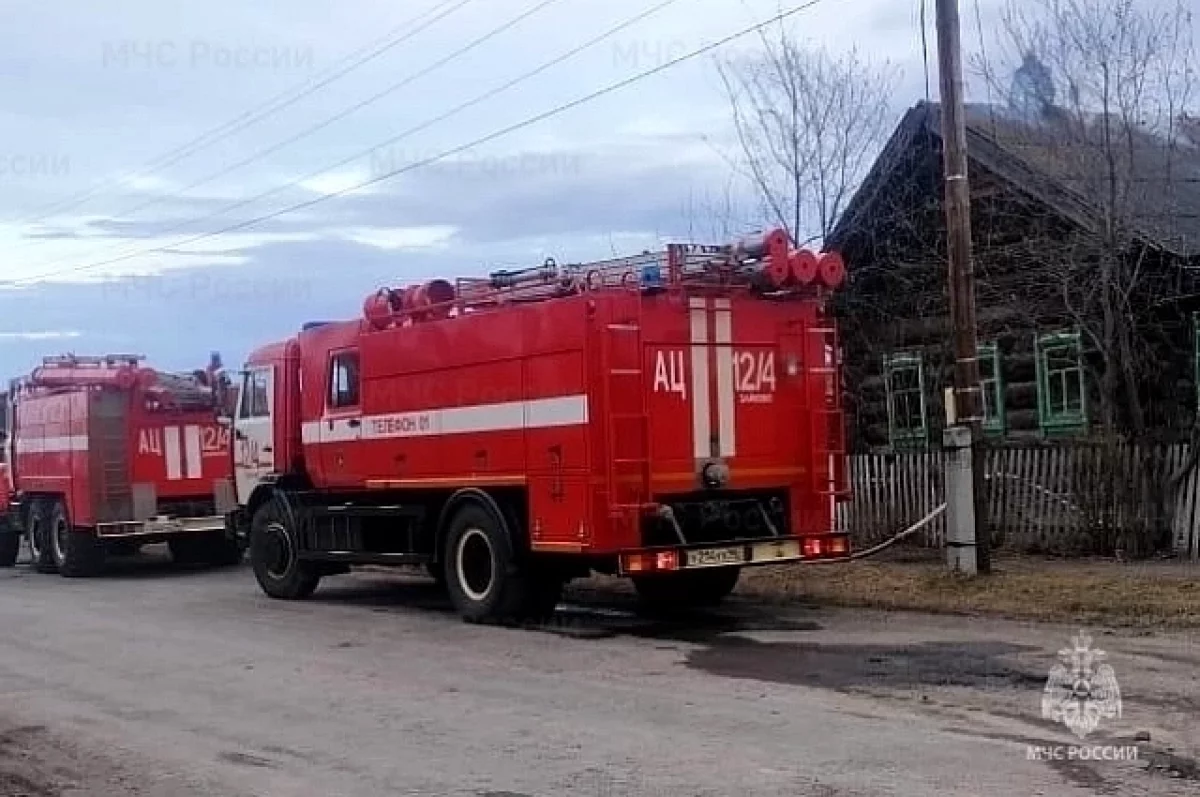 ГУ МЧС Свердловской области ликвидировало 23 пожара в Екатеринбурге и Ретневой-0