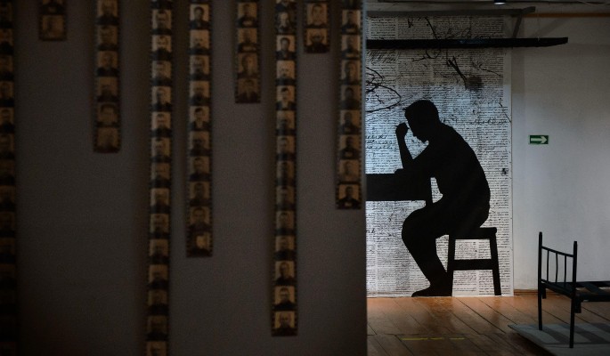 Осужденного на 14 лет за педофилию режиссера "Ералаша" выпустят на свободу