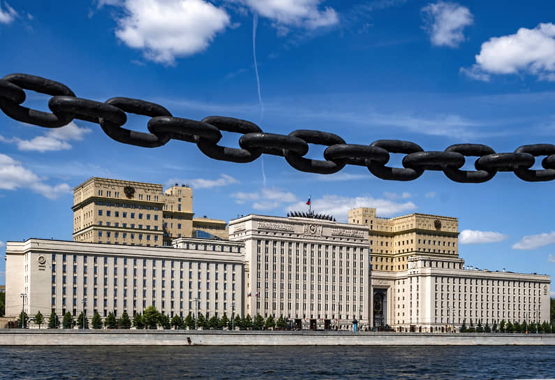 Минобороны РФ и Кизлярский завод укрепляют деловое партнерство-0