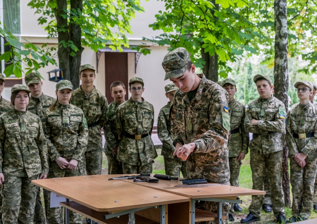 ВСУ готовили 16-летних подростков к боевым действиям до начала СВО