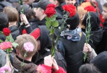 Память Паши Техника объединила фанатов и сподвижников Птахи и Василия Шурова pamyat pashi tehnika obedinila fanatov i spodvizhnikov ptahi i vasiliya shurova-ekaterinburgu-ru-174437614700-0