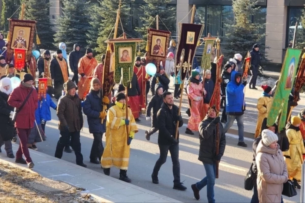 Пасхальные крестные ходы в Асбесте и Екатеринбурге - изменения в движении-0