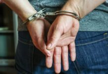 Российские туристы освобождены из Туниса и вернулись через Шереметьево с надеждой rossijskie turisty osvobozhdeny iz tunisa i vernulis cherez sheremetevo s nadezhdoj-ekaterinburgu-ru-174448876900-0