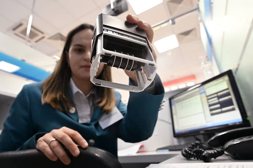 Рост доходов бюджета Москвы и регионов связан с прогрессивной шкалой НДФЛ-0