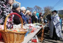 РПЦ подчеркивает духовную значимость освящения куличей на Пасху rpcz podcherkivaet duhovnuyu znachimost osvyashheniya kulichej na pashu-ekaterinburgu-ru-174403838300-0