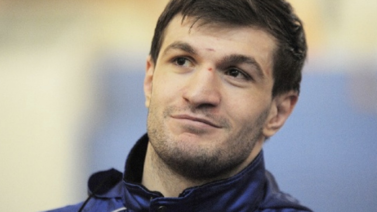 Победитель «Выжить в Самарканде» Квитатиани признался, что живет с мамой и бабушкой