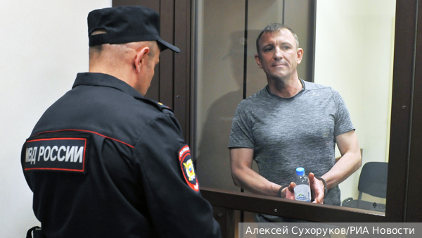 Адвокат объяснил, почему генерала Попова не отправили на СВО