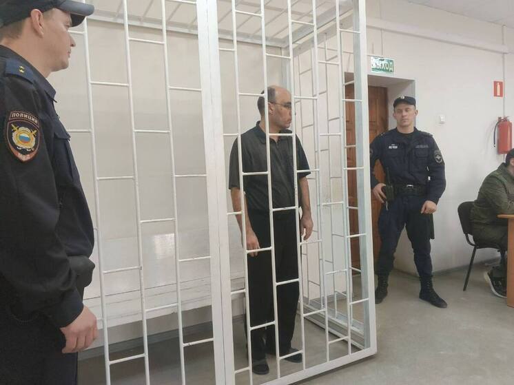 Заключили под стражу жителя Серова, обвиняемого в убийстве женщины и ребенка