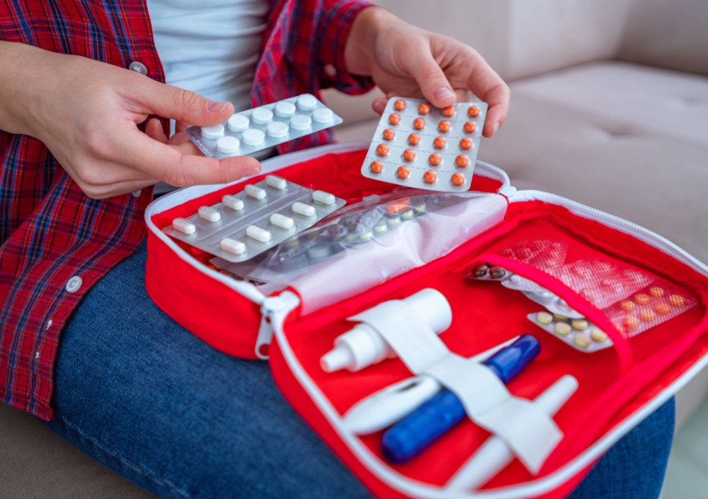 Собираем дачную аптечку — вот список самых нужных лекарств