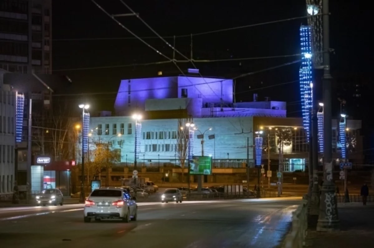 Свердловская область зажжет синий свет в поддержку людей с РАС-0