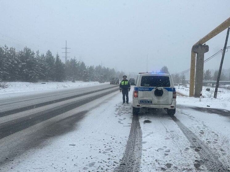 Снегопад обрушился на Свердловскую область