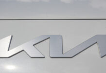 Kia укрепляет позиции - Игорь Моржаретто о новых товарных знаках в России ukreplyaet poziczii igor morzharetto o novyh tovarnyh znakah v rossii-ekaterinburgu-ru-174523033000-0