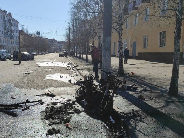 Пострадавший в огненном ДТП в Кургане байкер скончался в больнице