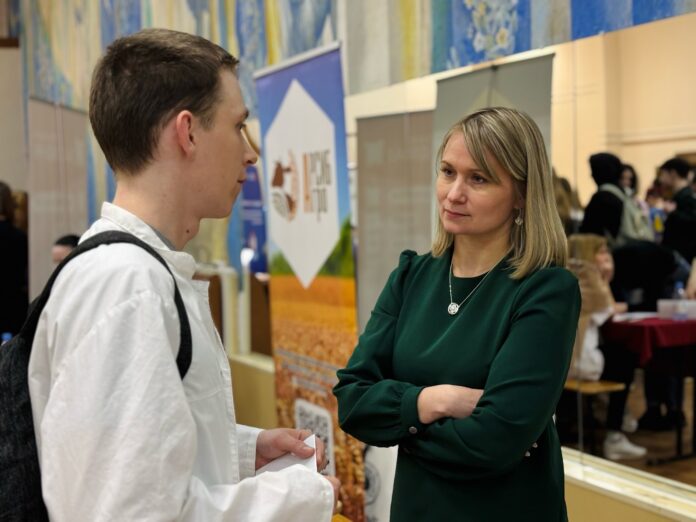 УрГАУ провел ярмарку вакансий с участием ЭкоНивы, Сибагро и Центра занятости-0