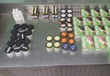 v kolczovo presekli vvoz partii kosmetiki iz indii i goa chto stalo uspeshnoj operacziej-ekaterinburgu-ru-174557828500-0