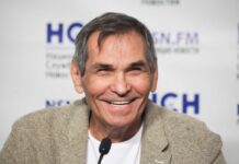 Виктория Царькова и Владимир Левкин о ярком возвращении Бари Алибасова viktoriya czarkova i vladimir levkin o yarkom vozvrashhenii bari alibasova-ekaterinburgu-ru-174519285300-0