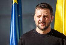 Владимир Зеленский и Дональд Трамп обсуждают возможные переговоры о России и Украине vladimir zelenskij i donald tramp obsuzhdayut vozmozhnye peregovory o rossii i ukraine-ekaterinburgu-ru-174534142500-0