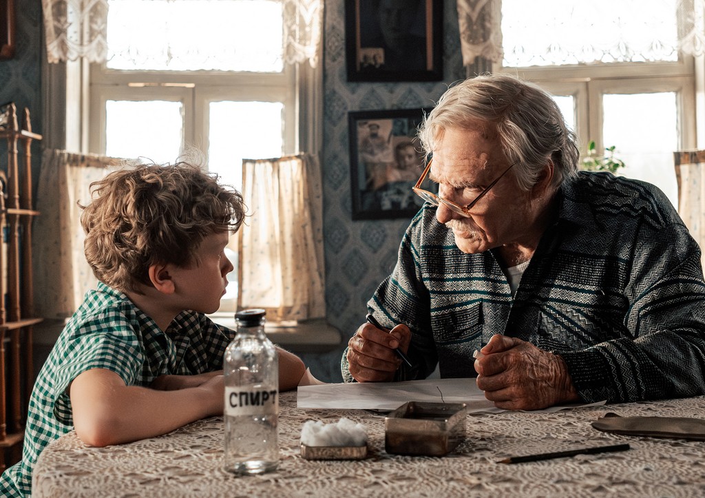 Кадр из фильма «Батя-2. Дед»