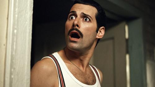 Гадают, почему севастополец пел не по-русски