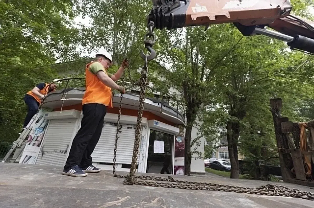 Алексей Орлов инициировал обновление торговых киосков в Екатеринбурге-0