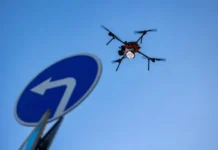 Атака более ста БПЛА на Россию и меры Минобороны и Собянина в Домодедово ataka bolee sta bpla na rossiyu i mery minoborony i sobyanina v domodedovo-ekaterinburgu-ru-174838284100-0