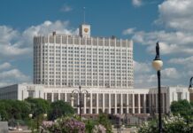 dmitrij davydov obyasnyaet kak vvp i reforma fns povysyat effektivnost chinovnikov-ekaterinburgu-ru-174632777800-0