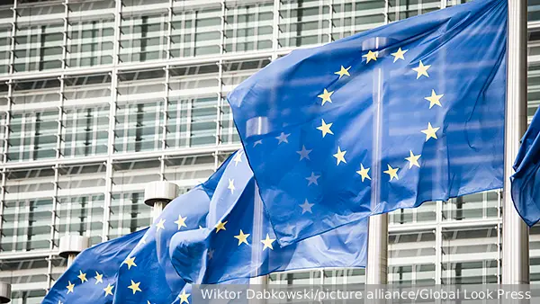 Рар оценил заявление о работе ЕС над восстановлением контактов с Россией