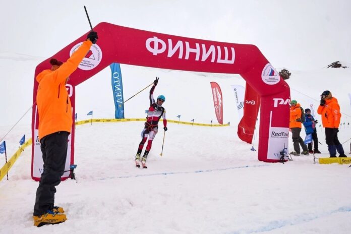 Евгений Марков взял серебро на Red Fox Elbrus Race у вершины Эльбруса-0