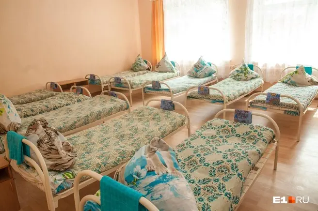 Родители отметили, что отправить ребенка в лагерь становится невозможно | Источник: Артём Устюжанин / E1.RU