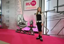 i predstavili yarkie obrazy na krasnoj dorozhke muzykalnoj premii-ekaterinburgu-ru-174784245800-0