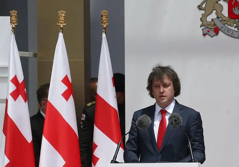 Ираклий Кобахидзе и Мария Захарова высказались на фоне скандала с флагом-0