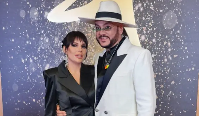 "Такого никогда не было": подруга Киркорова о катастрофе с хлебными новогодними корпоративами