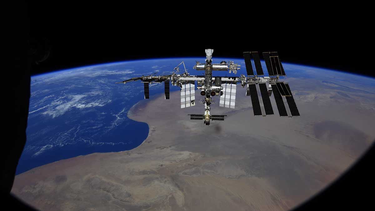 Космонавт Зубрицкий раскрыл, куда на МКС пропадают вещи