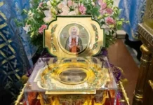 kovcheg s moshhami patriarha tihona vstrechaet kurganskaya eparhiya-ekaterinburgu-ru-174807008700-0