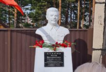 kprf predlagaet ustanovit pamyatnik stalinu v ulanude a takzhe v omske i zvenigorode-ekaterinburgu-ru-174651885100-0