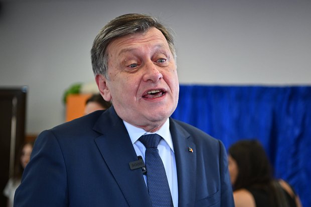 Крин Антонеску