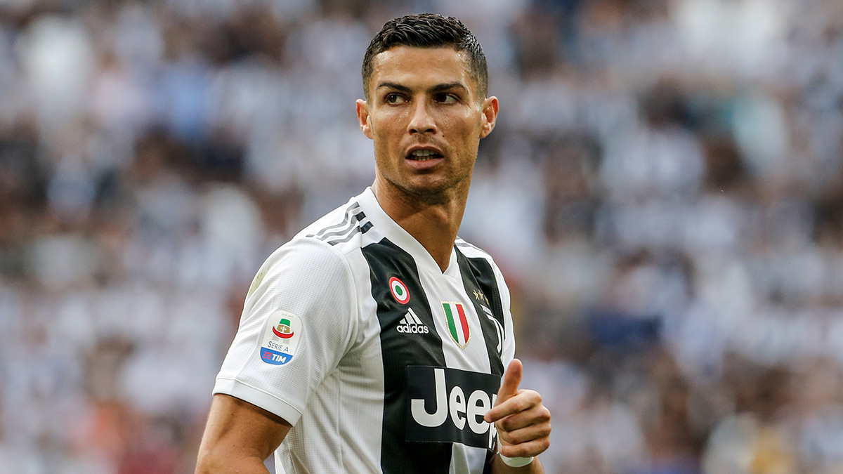 Пьяный Роналду в Мадриде разозлил поклонников