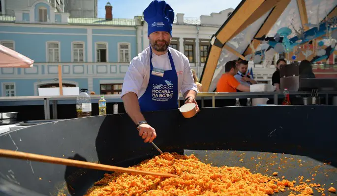 На Школьной улице откроется филиал рыбного рынка "Москва – на волне"