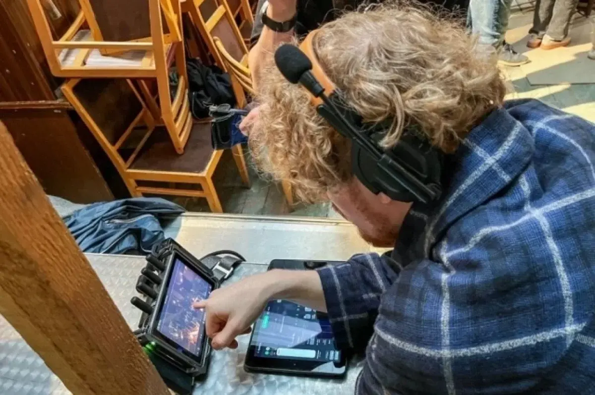 Максим Секачев снимает фильм об истории уральского рока в Екатеринбурге-0